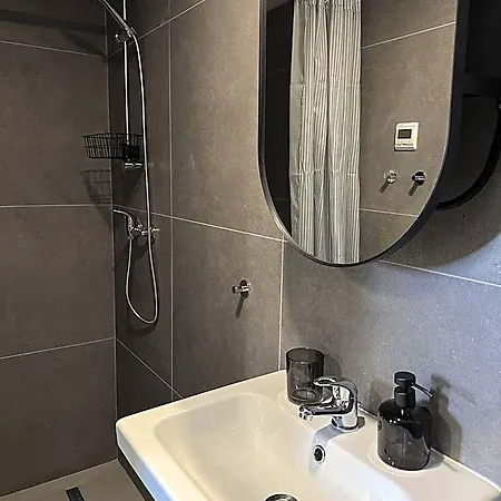 Ya House Ξενοδοχείο με διαμερίσματα