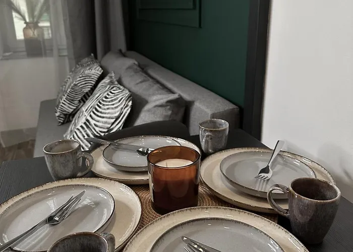 Ya House Apartahotel 3*