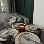 Ya House Apartmanhotel 3*