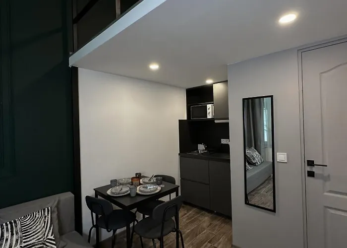 Ya House
